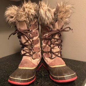 Sorel Joan of Arctic